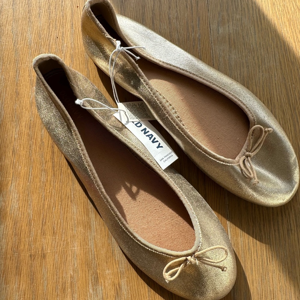 Old Navy Gold Ballet Flats